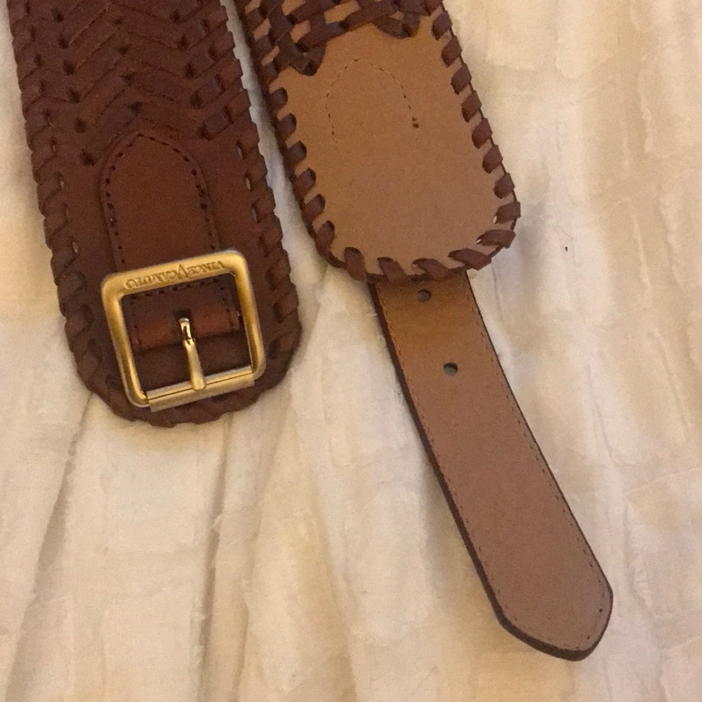 Leather Vince Camuto waist belt